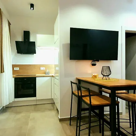 Cozy Studio Apartment Leprin In Labin Old Town Exterior photo