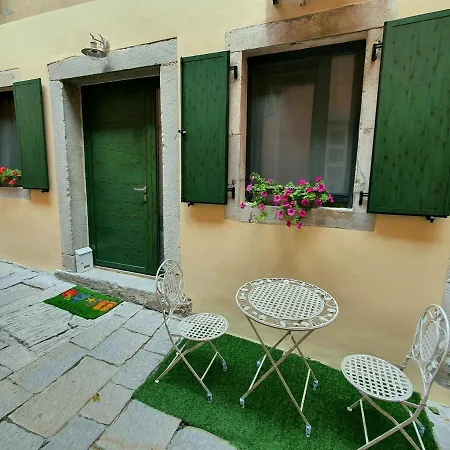 Cozy Studio Apartment Leprin In Labin Old Town Exterior photo