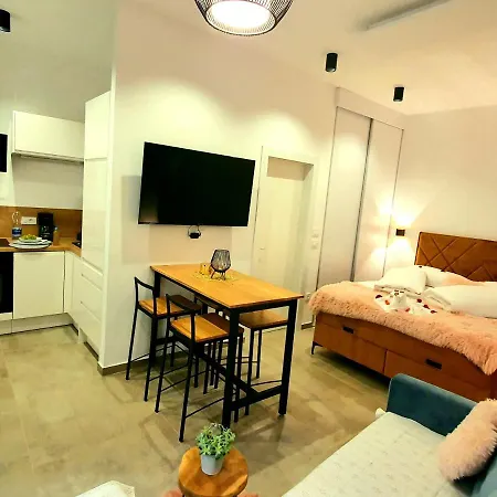 Cozy Studio Apartment Leprin In Labin Old Town Exterior photo