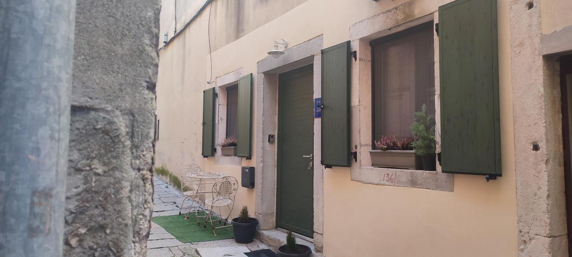 Cozy Leprin In Labin Old Town *